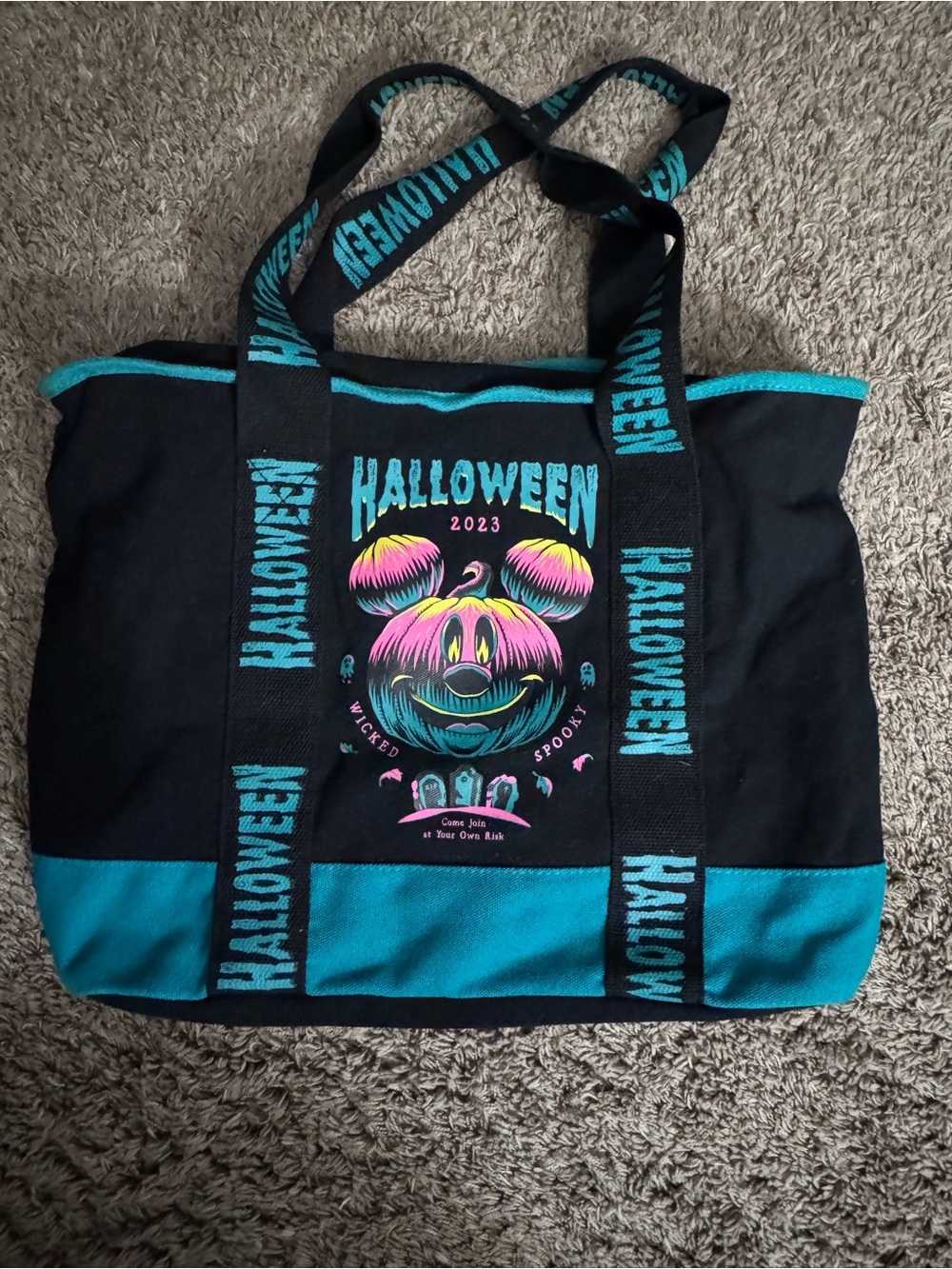 Disney Halloween Mickey Mouse pumpkin 2023 Black & Teal Tote Bag